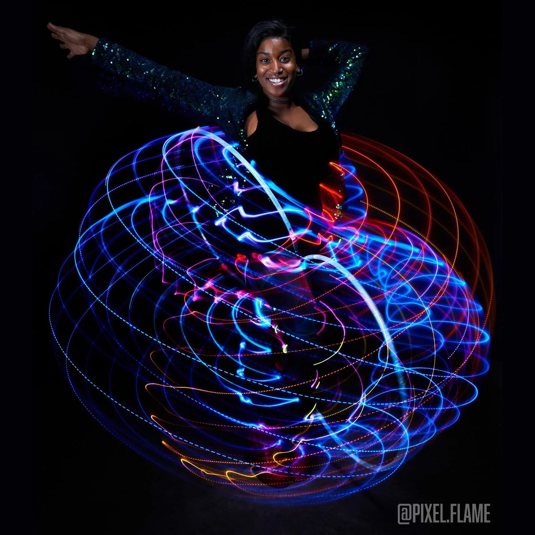Astral Hoops - Starlight Pro 46 - LED Hula Hoop - 28" (71cm) - Image 3