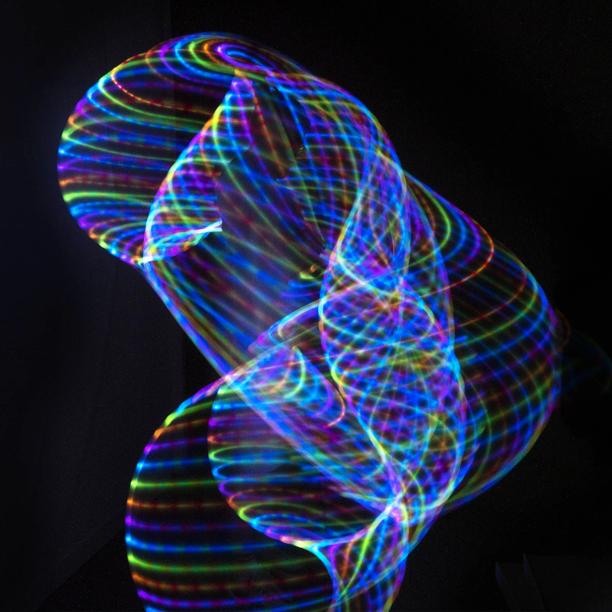 Astral Hoops - Starlight Pro 46 - LED Hula Hoop - 28" (71cm) - Image 5