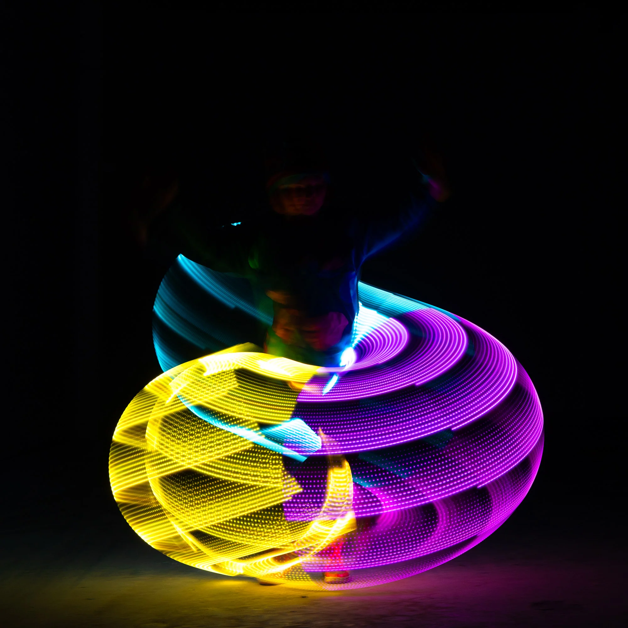 Echo Glow 160 -  LED Remote Control Glow Hula Hoop - 90cm - Image 3