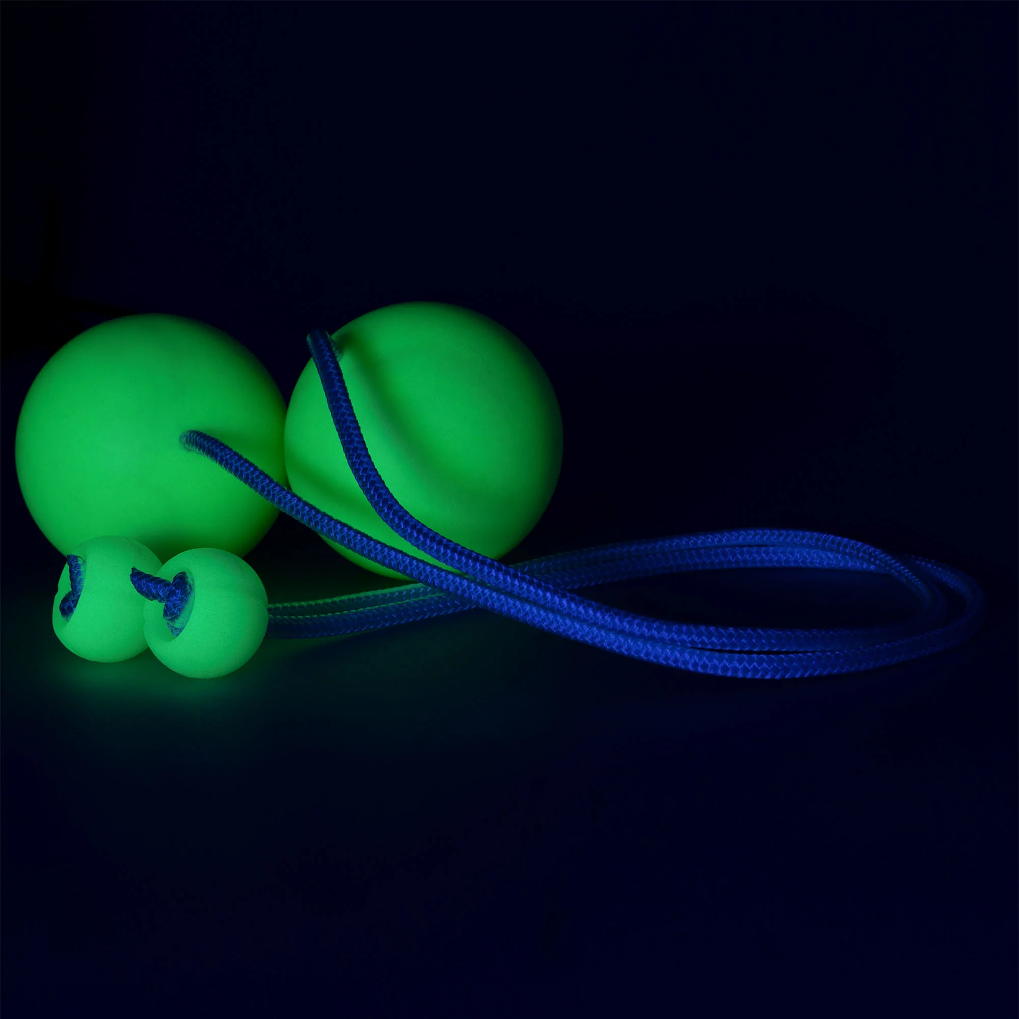 Firetoys DynaPro Contact Poi - Luna - Glow in the dark - Image 3