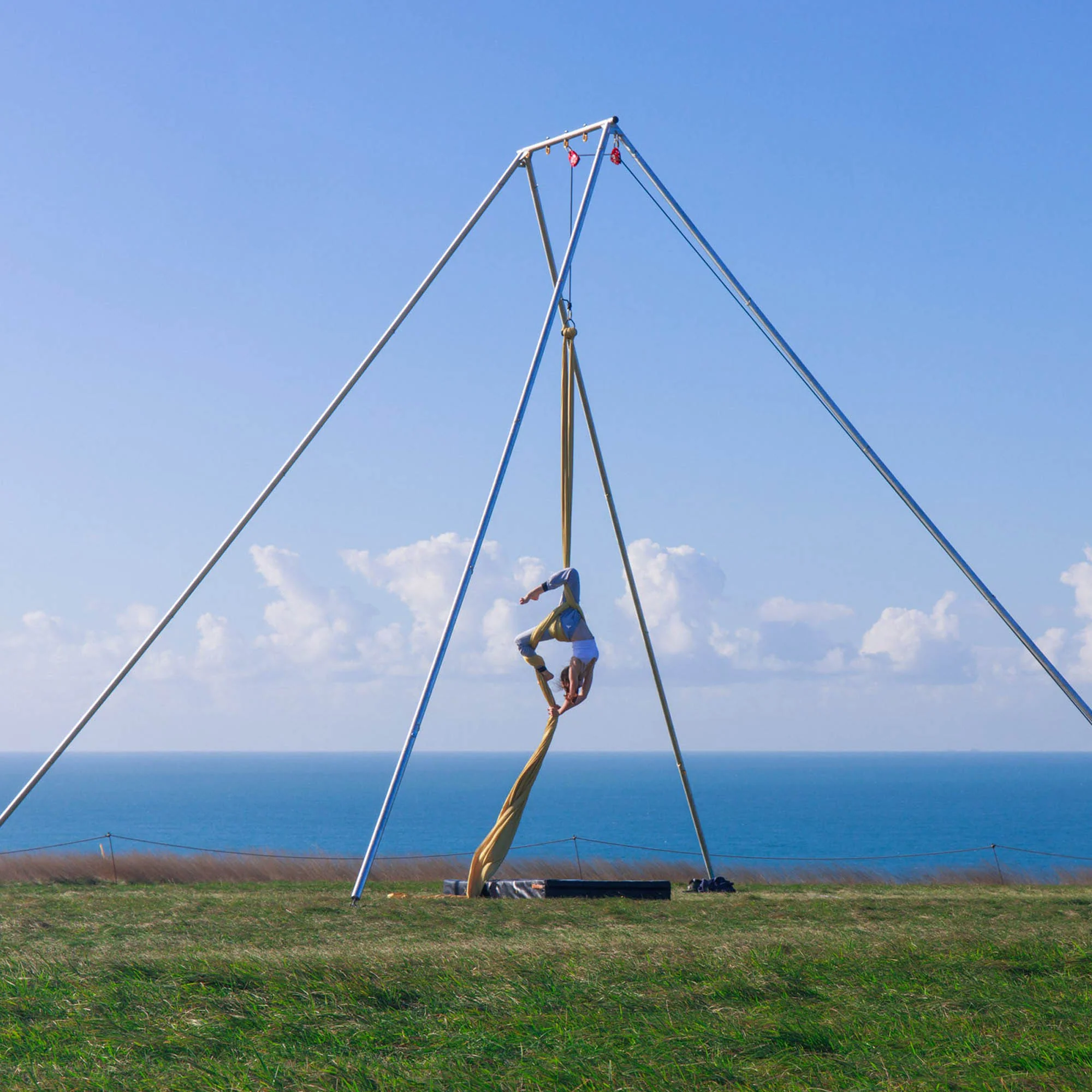 Firetoys Freestanding Extra Large Outdoor Aerial Rig - 6.5m - BigRig XL - Image 15