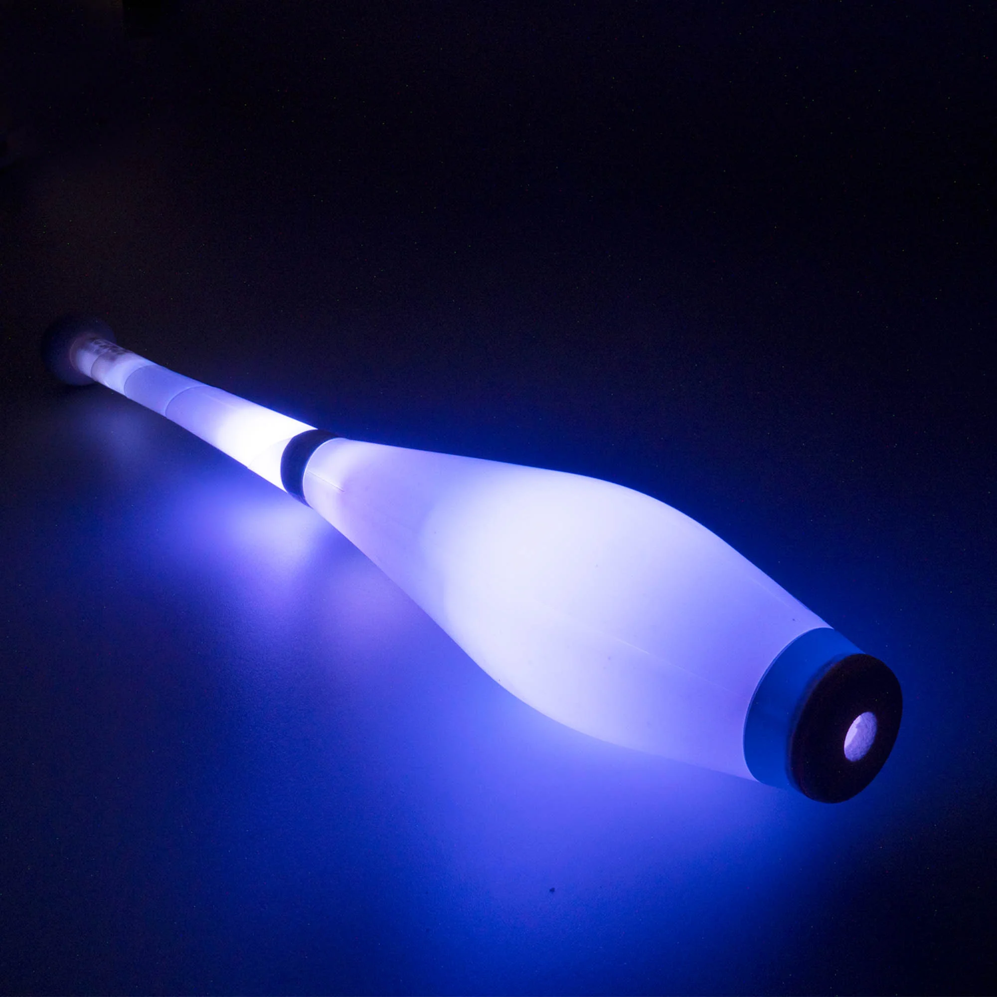 Kosmos Nebula 3.0 - LED juggling club - Set of 3 - Image 7