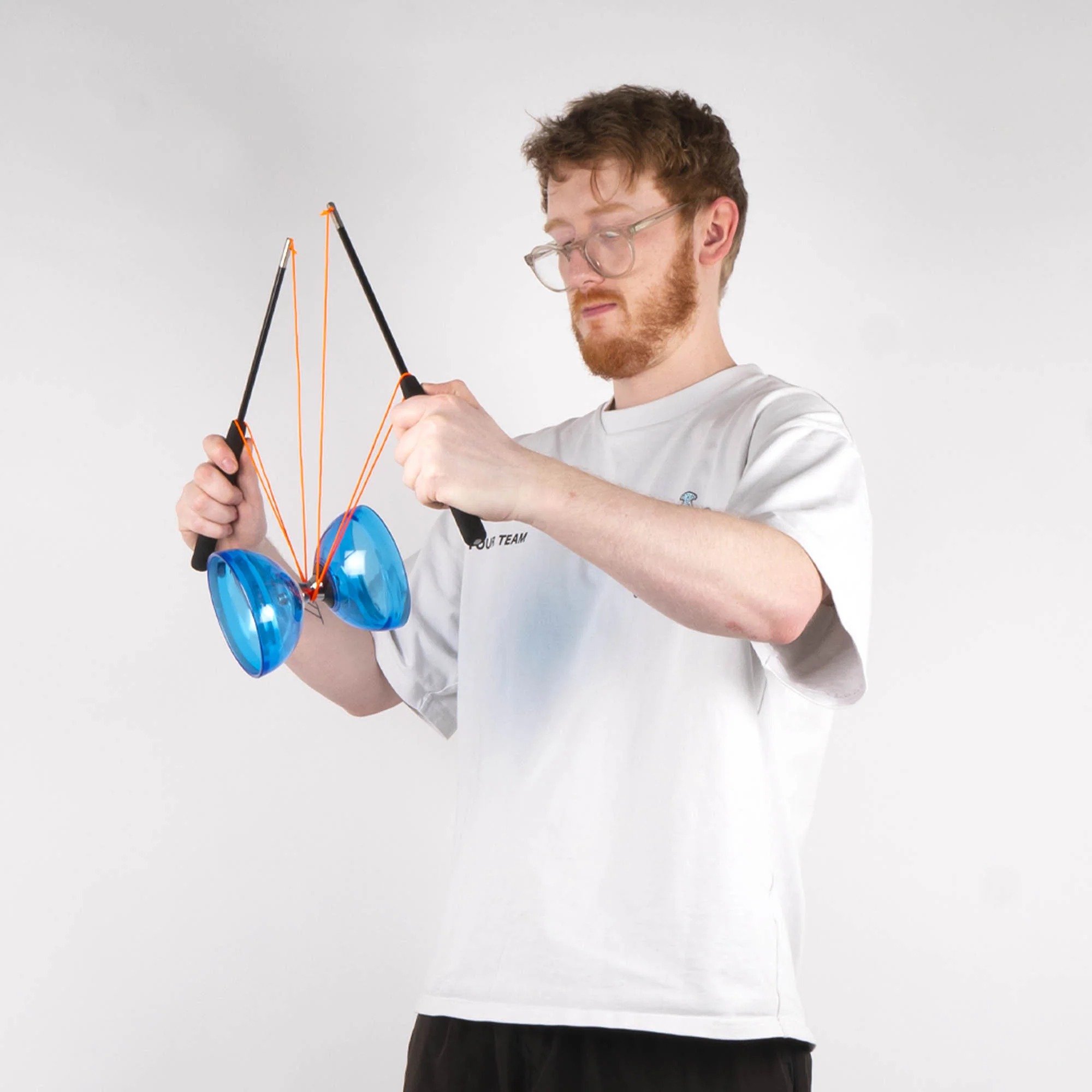 Status S3 Triple Bearing Diabolo Set with Handsticks - Image 9